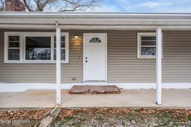 $549,990 | 109 Laurel Boulevard, Lanoka Harbor, NJ 08734