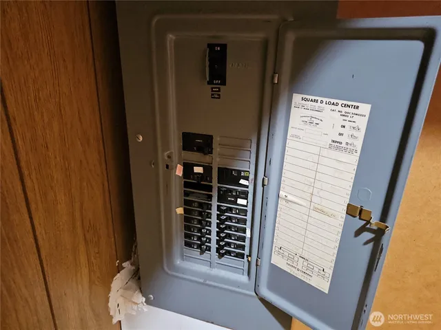 $237,500 | 4720 West Davis Road, Bremerton, WA 98312