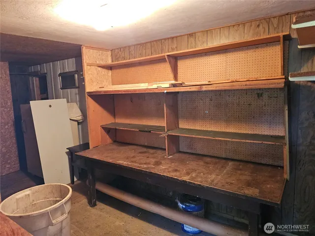 $237,500 | 4720 West Davis Road, Bremerton, WA 98312