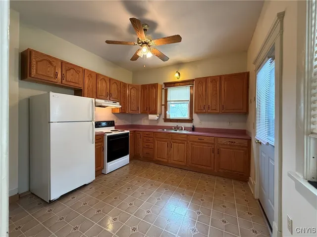 $1,600 | 56 East 5th Street, Unit 54, Oswego, NY 13126