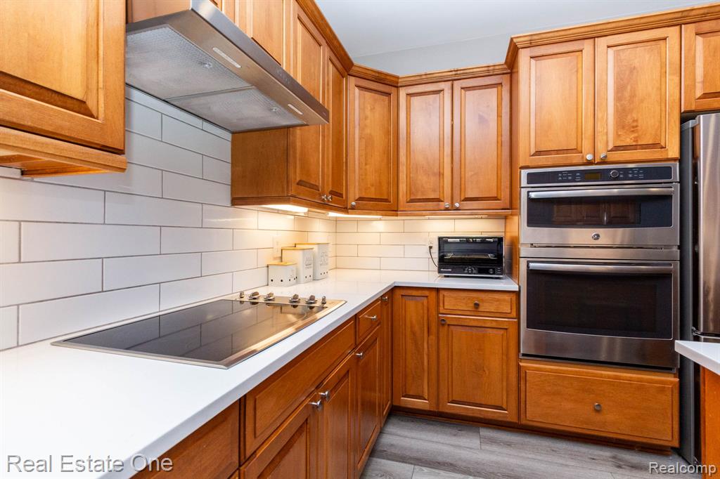 6536 Chatham Circle Rochester Hills, MI 48306 - Photo 15 of 77 Gallery Image 15