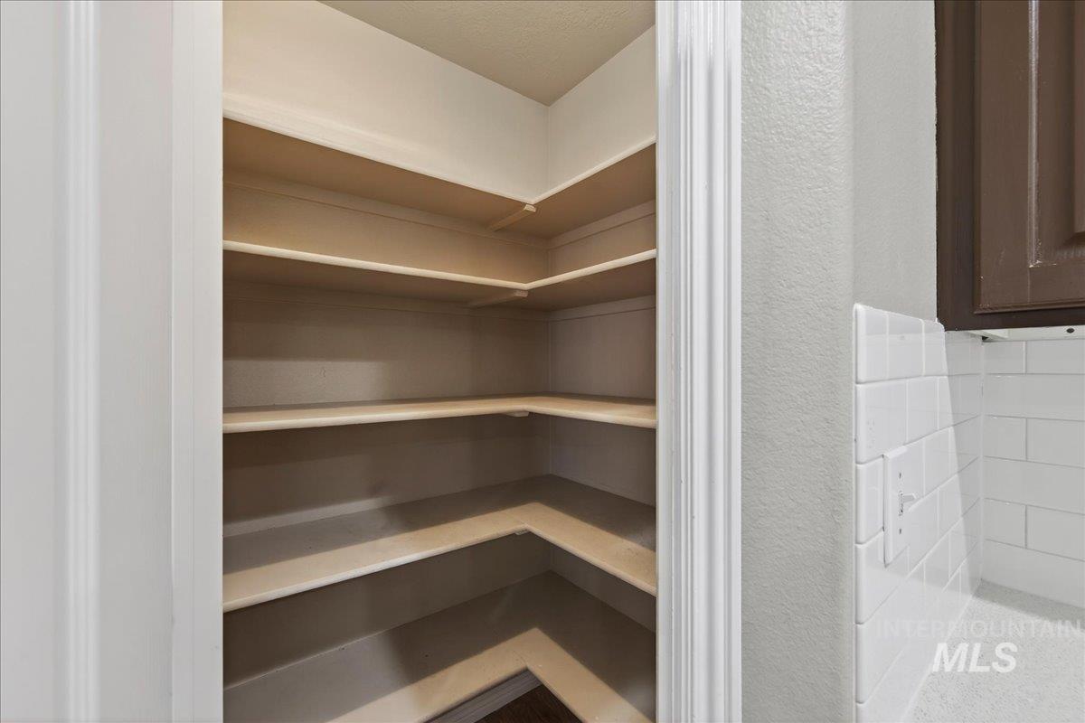 2208 South Alaska Way Meridian, ID 83642 - Photo 18 of 48