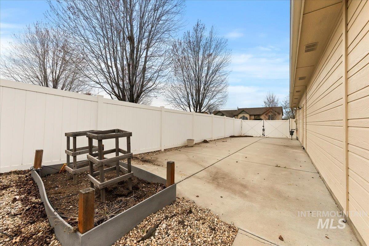 2208 South Alaska Way Meridian, ID 83642 - Photo 46 of 48