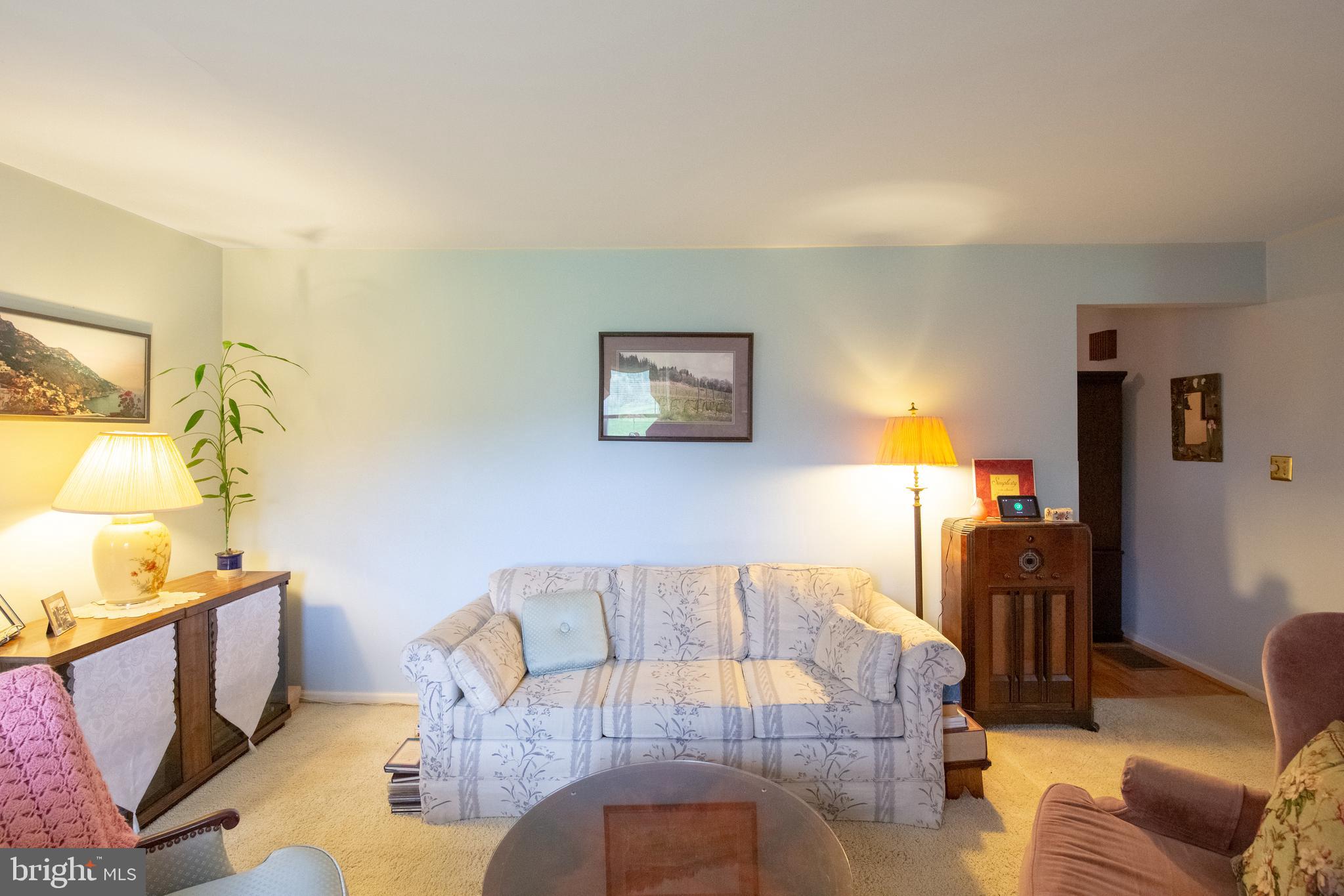 688 Fulmer Road Pottstown, PA 19465 - Photo 4 of 30