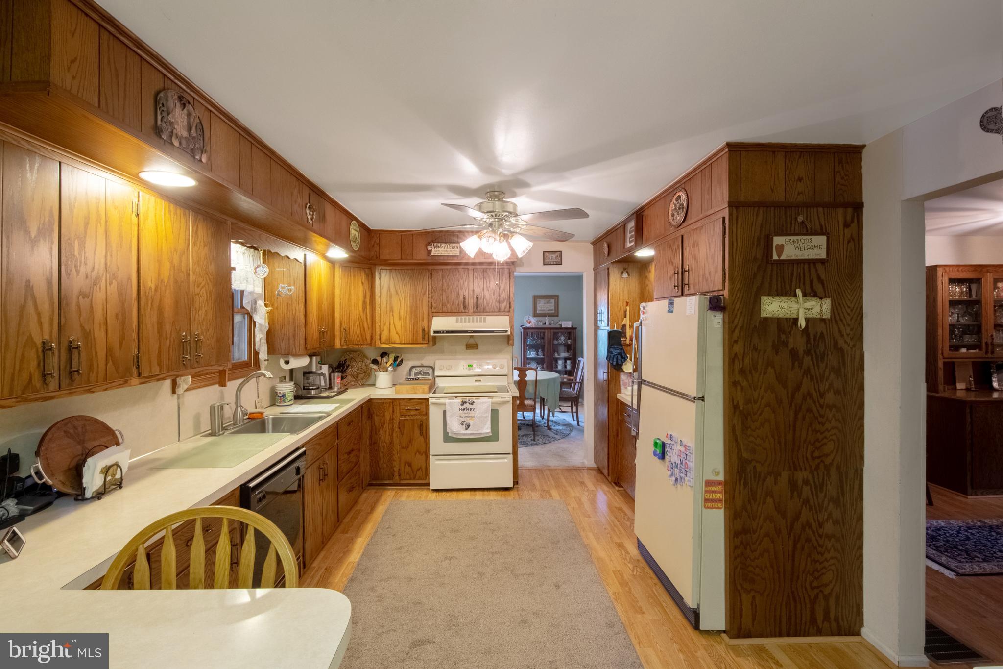 688 Fulmer Road Pottstown, PA 19465 - Photo 7 of 30