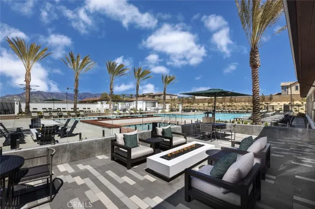 $676,990 | 16557 Stone Pne Lane, Fontana, CA 92336