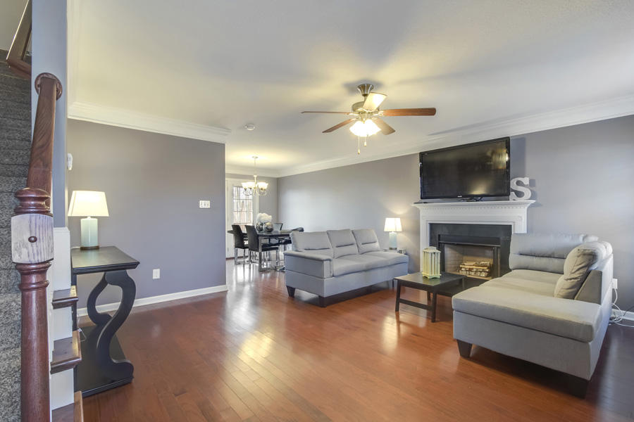 1821 Turning Point Road Powell, TN 37849 - Photo 3 of 34 03_TurningPointRoad_1821_Living01