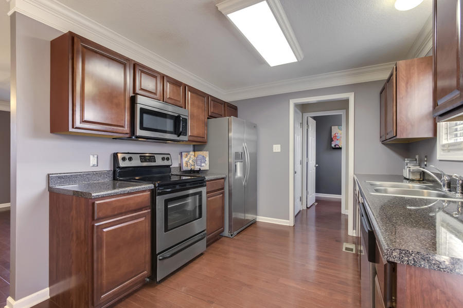 1821 Turning Point Road Powell, TN 37849 - Photo 10 of 34 10_TurningPointRoad_1821_Kitchen01