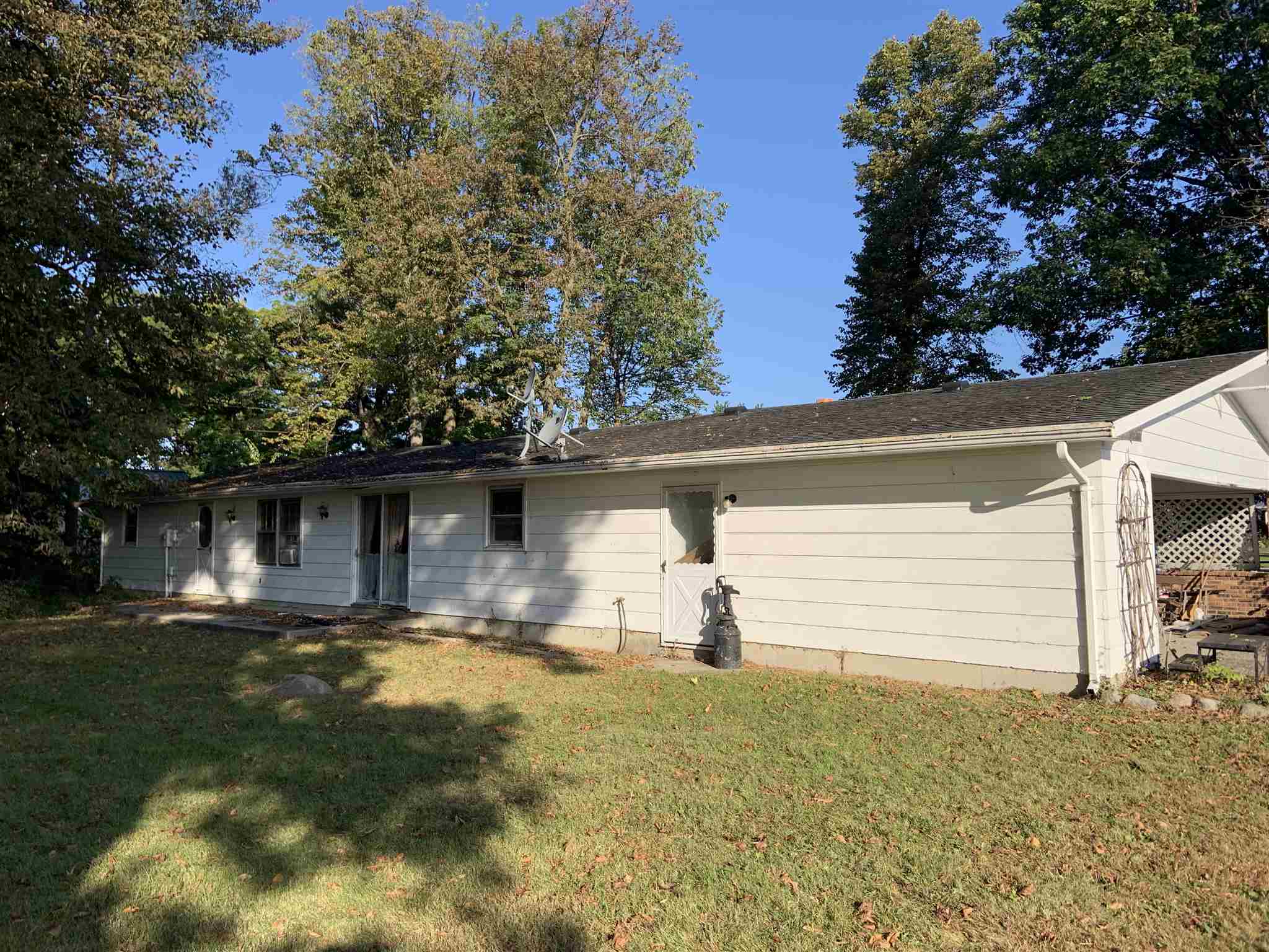 24230 Hoagland Road Monroeville, IN 46773 - Photo 11 of 14