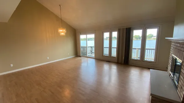 $274,989 | 5035 Spinnaker Lane, Unit C, Crown Point, IN 46307