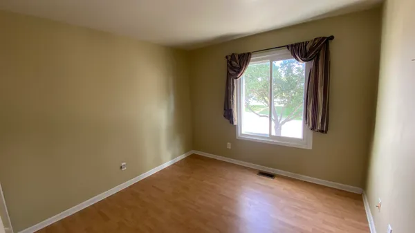 $274,989 | 5035 Spinnaker Lane, Unit C, Crown Point, IN 46307