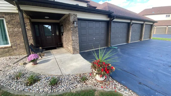 $274,989 | 5035 Spinnaker Lane, Unit C, Crown Point, IN 46307