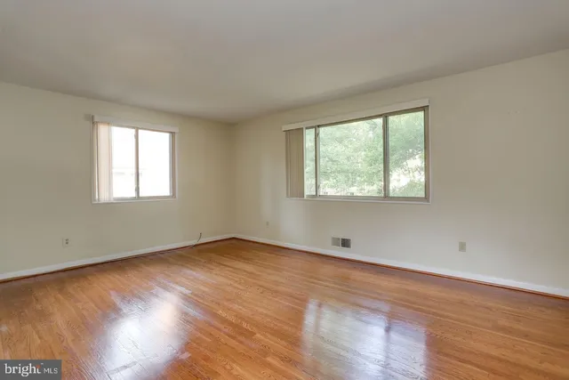 $2,750 | 4510 Washington Boulevard, Unit 1, Arlington, VA 22201