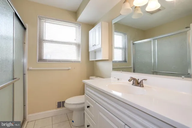 $2,750 | 4510 Washington Boulevard, Unit 1, Arlington, VA 22201