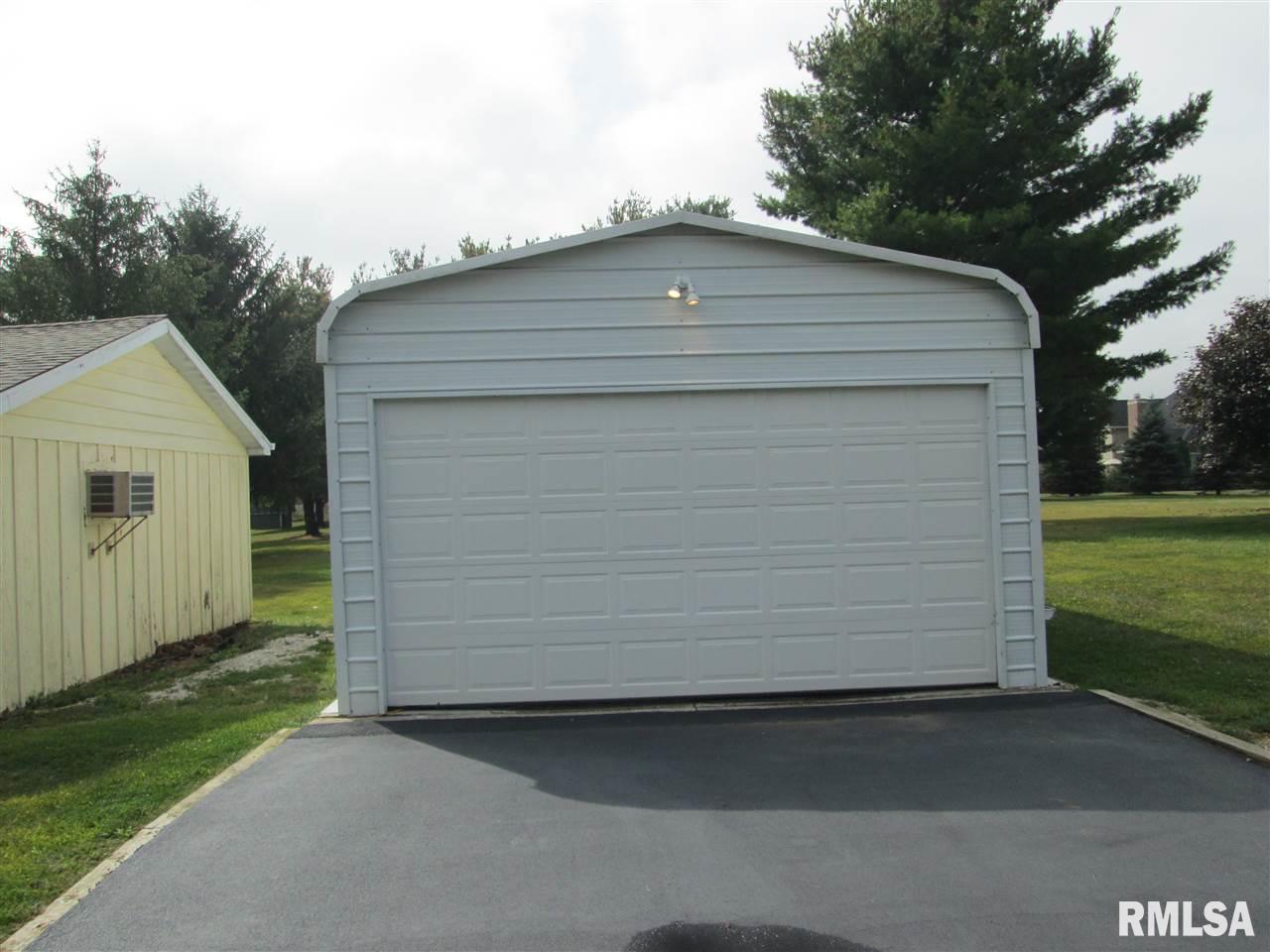 6825 South Cameron Lane Mapleton, IL 61547 - Photo 5 of 32