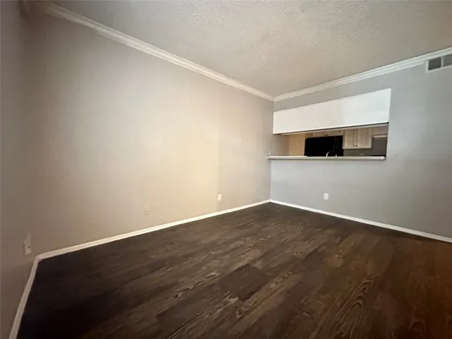 $1,100 | 5426 Menchaca Road, Unit 203, Austin, TX 78745