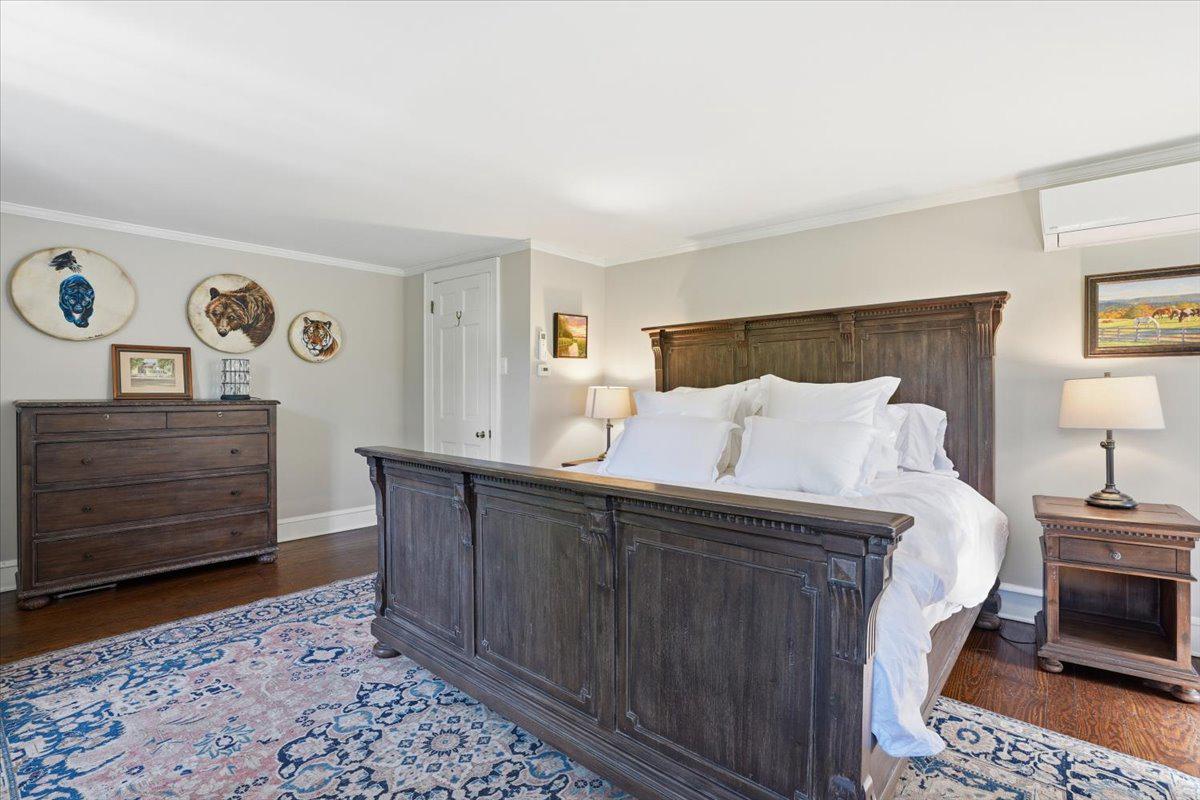 318 Welcome House Road Perkasie, PA 18944 - Photo 37 of 121 Spacious master bedroom with ensuite