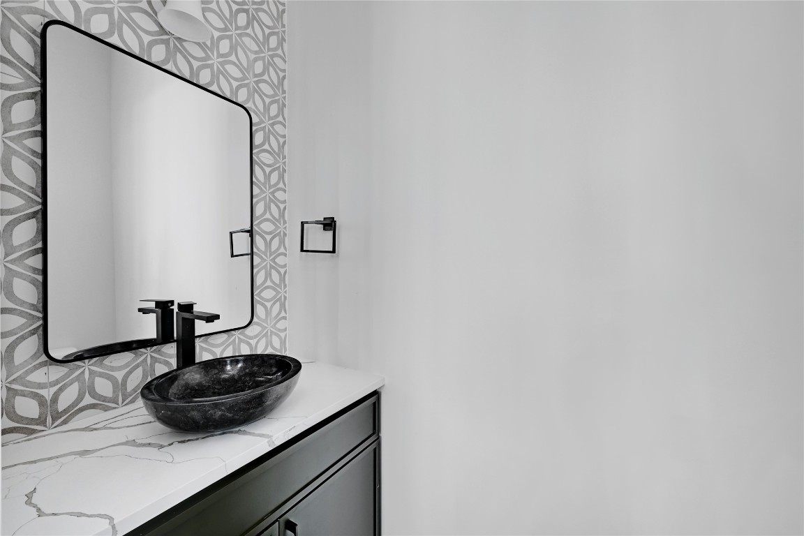 2717 Lyons Road, Unit 2 Austin, TX 78702 - Photo 14 of 20 Bathroom featuring vanity