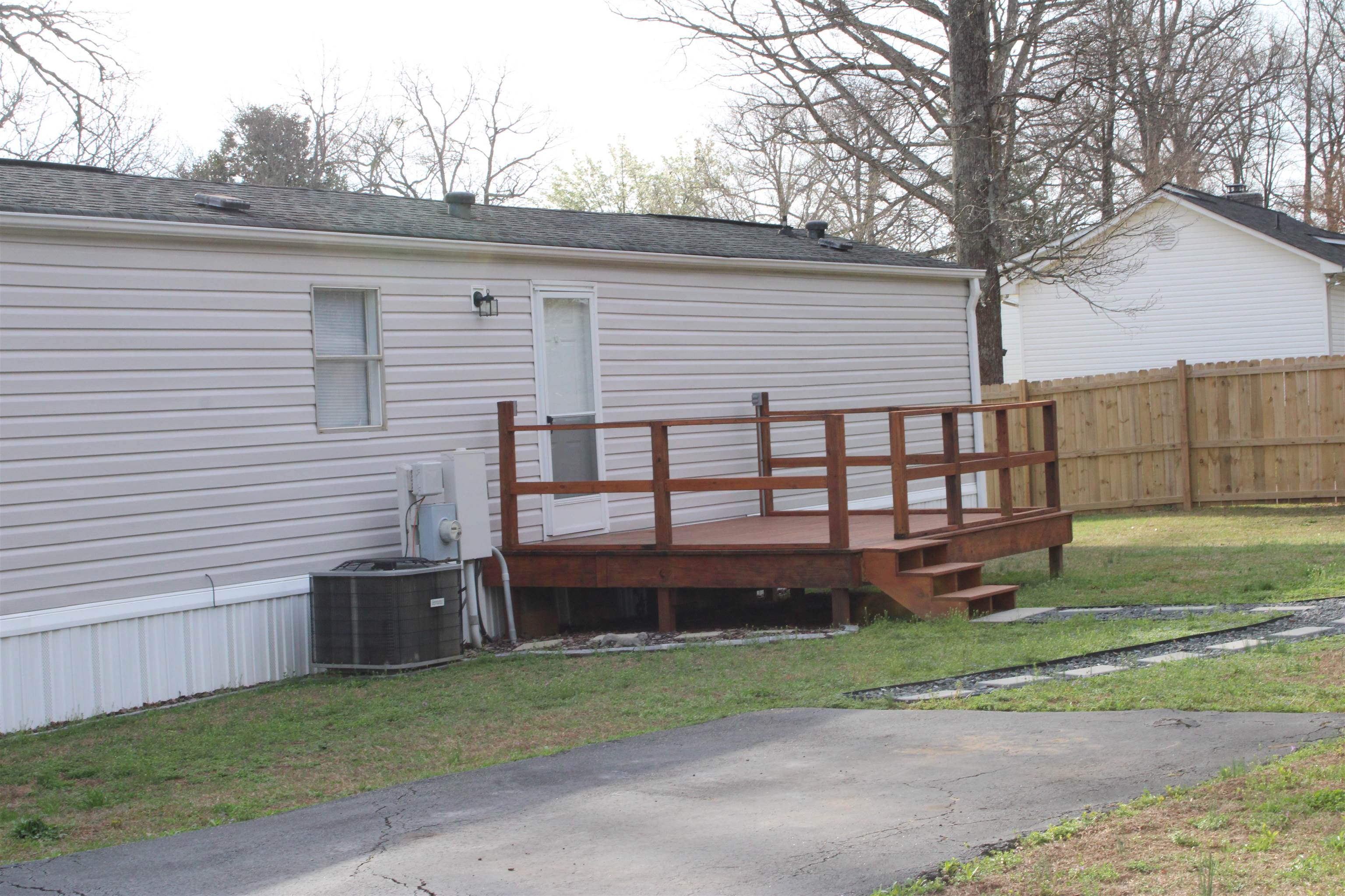 585 Midnight Road Inman, SC 29349 - Photo 6 of 23