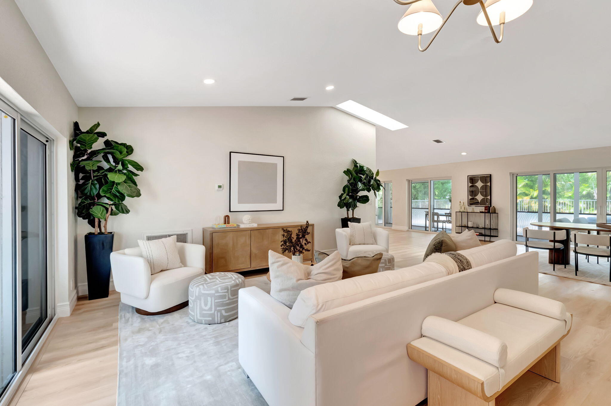 10310 Crosswind Road Boca Raton, FL 33498 - Photo 6 of 39 Living Room