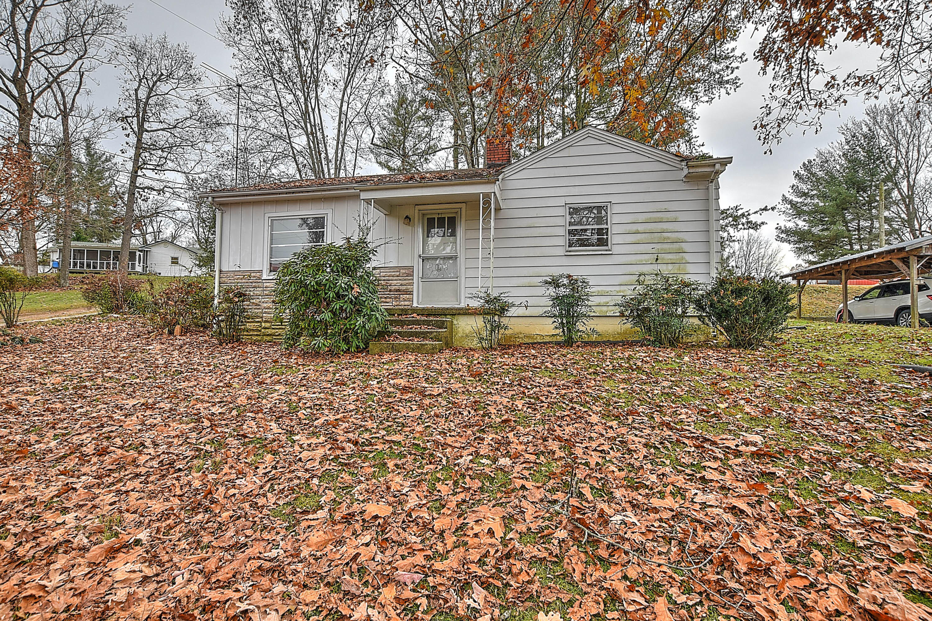 6175 Warrensburg Road Mosheim, TN 37818 - Photo 1 of 20 1