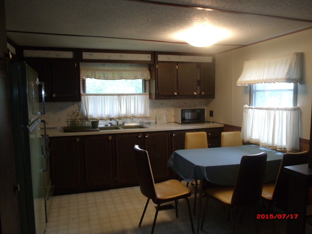 Es Rear Es Road Fall River, MA 02720 - Photo 7 of 10 Gallery Image 7