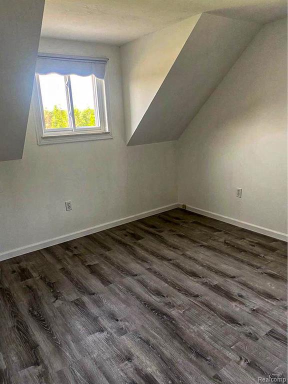 11160 East Gladwin Road Gladwin, MI 48624 - Photo 22 of 33