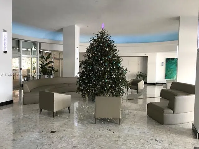 $319,900 | 1200 West Avenue, Unit 1018, Miami Beach, FL 33139