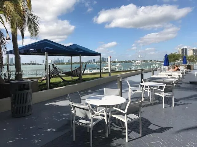 $319,900 | 1200 West Avenue, Unit 1018, Miami Beach, FL 33139