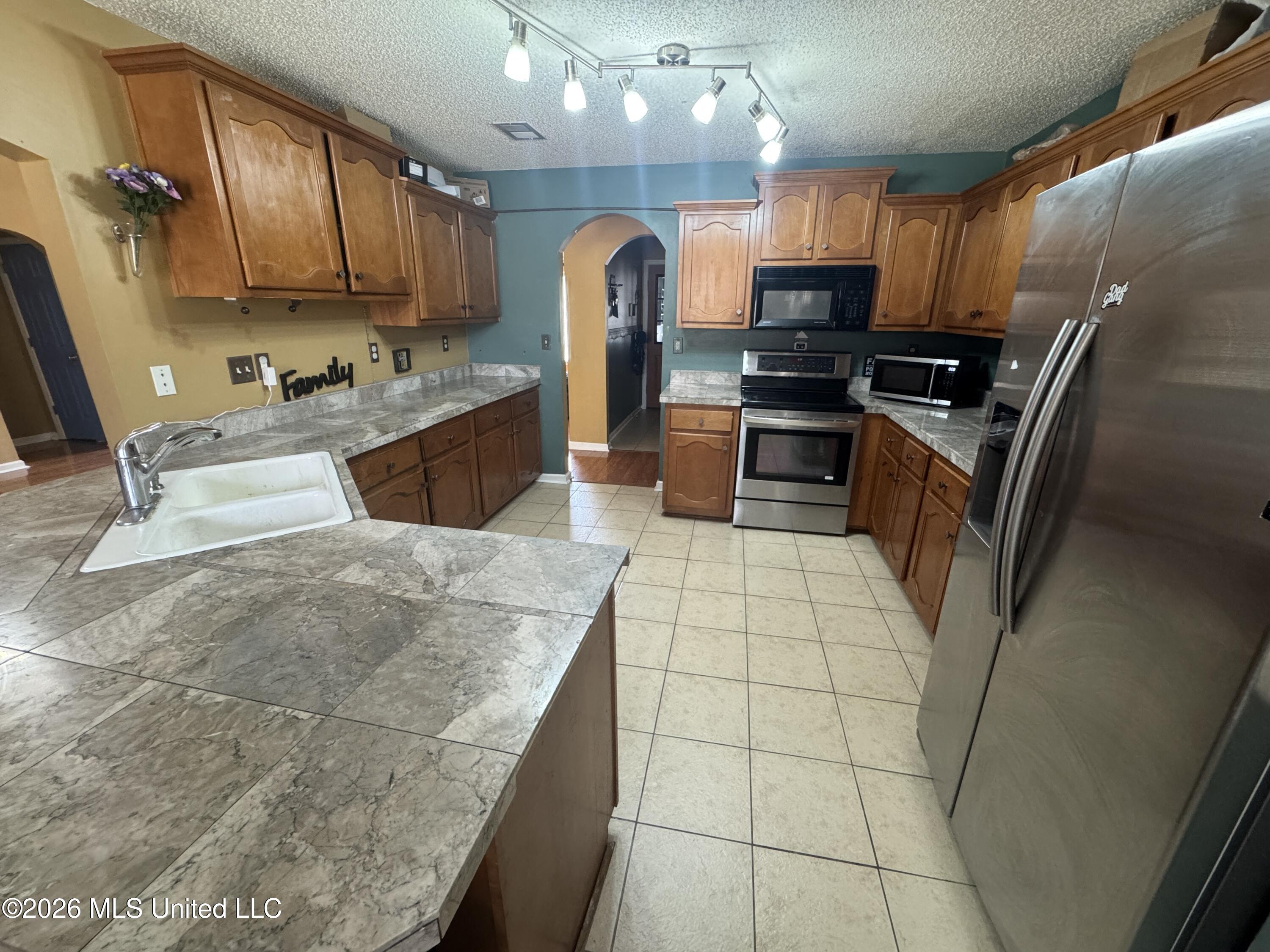 6920 St Micheals Olive Branch, MS 38654 - Photo 12 of 23 IMG_3564