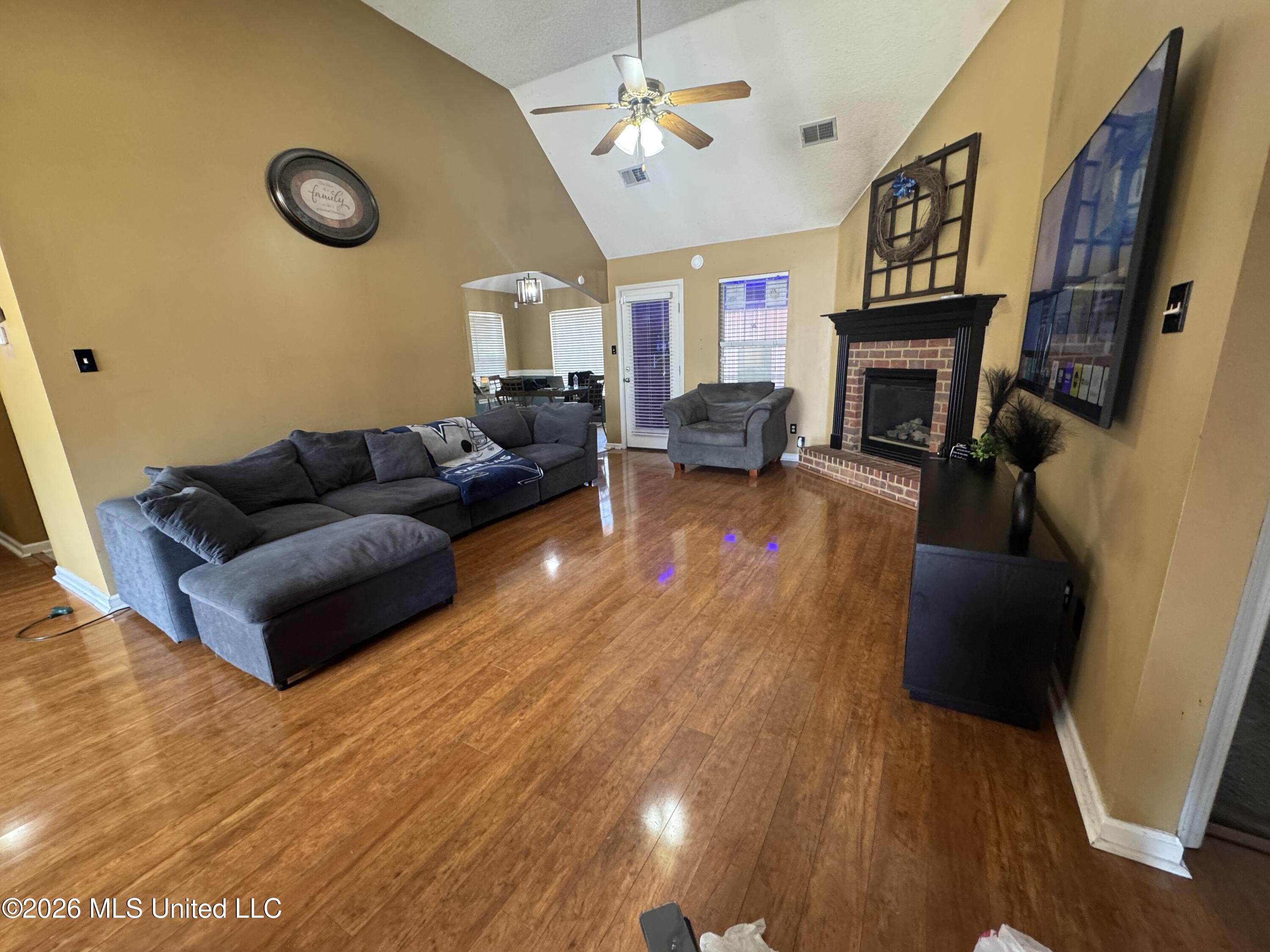 6920 St Micheals Olive Branch, MS 38654 - Photo 9 of 23 IMG_3605