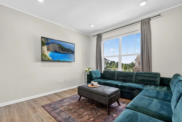 $389,000 | 3209 Martini Street, Mundelein, IL 60060