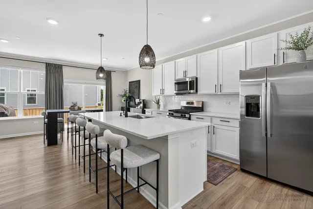 $389,000 | 3209 Martini Street, Mundelein, IL 60060