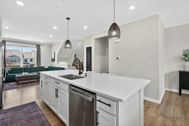 $389,000 | 3209 Martini Street, Mundelein, IL 60060