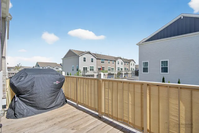 $389,000 | 3209 Martini Street, Mundelein, IL 60060