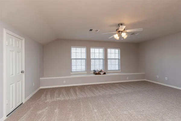 $3,200 | 10126 Holly Chase Drive, Houston, TX 77042