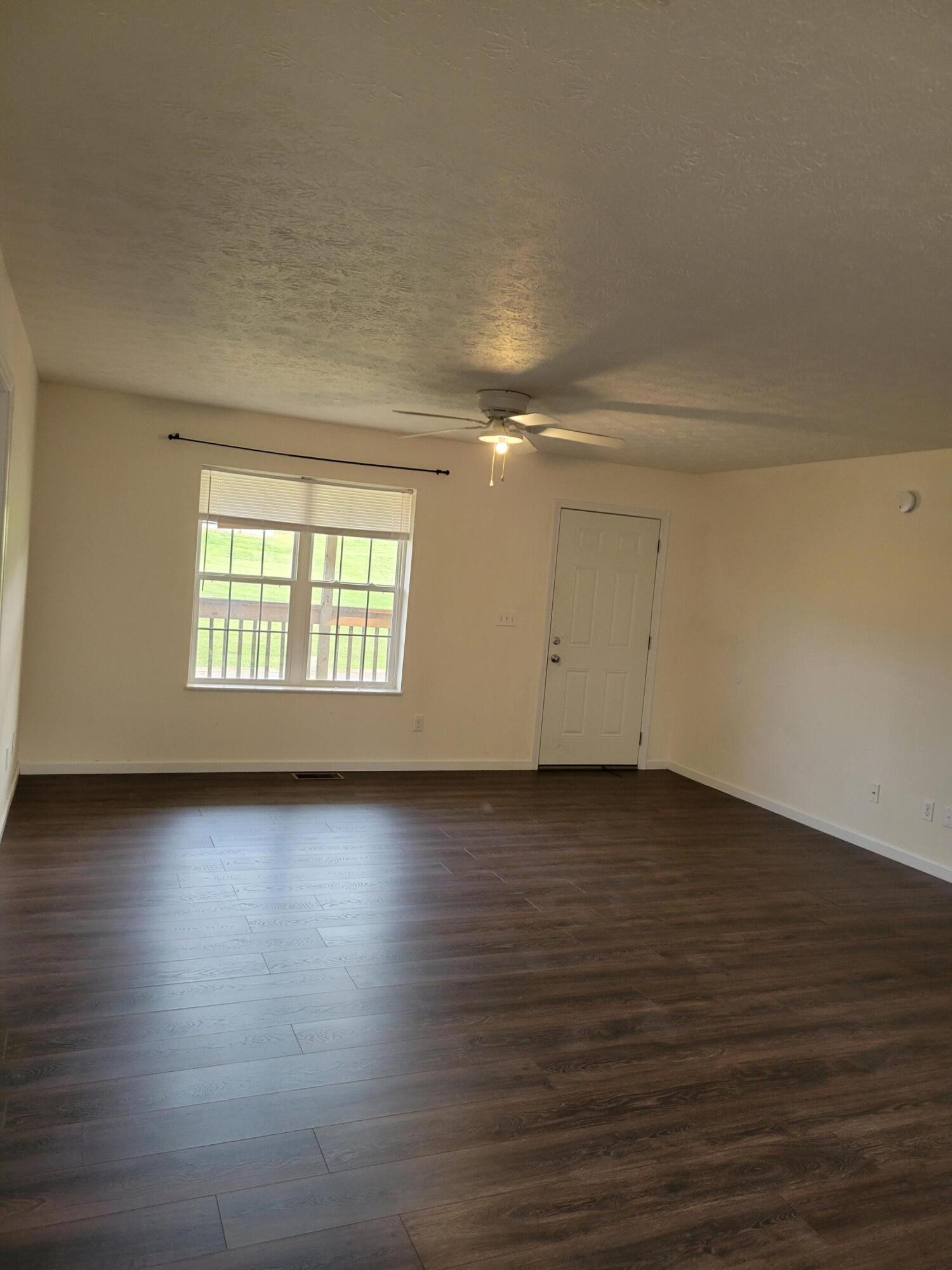 532 Low Valley Road Dandridge, TN 37725 - Photo 7 of 14 Gallery Image 7