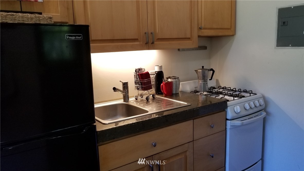 2862 Chicken Coop Road Sequim, WA 98382 - Photo 10 of 24 Gallery Image 10
