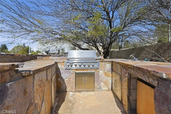 $785,555 | 41861 Montallegro Street, Lancaster, CA 93536