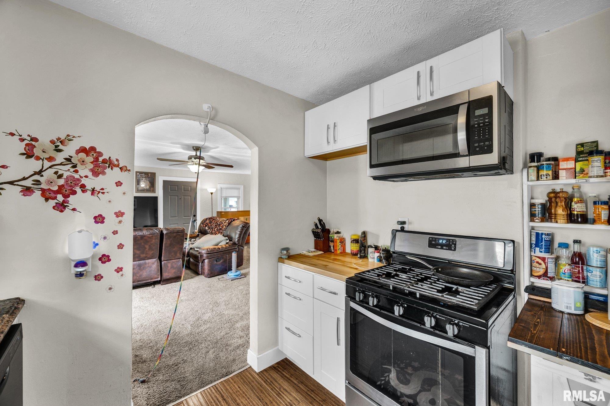431 Doering Road East Peoria, IL 61611 - Photo 7 of 19