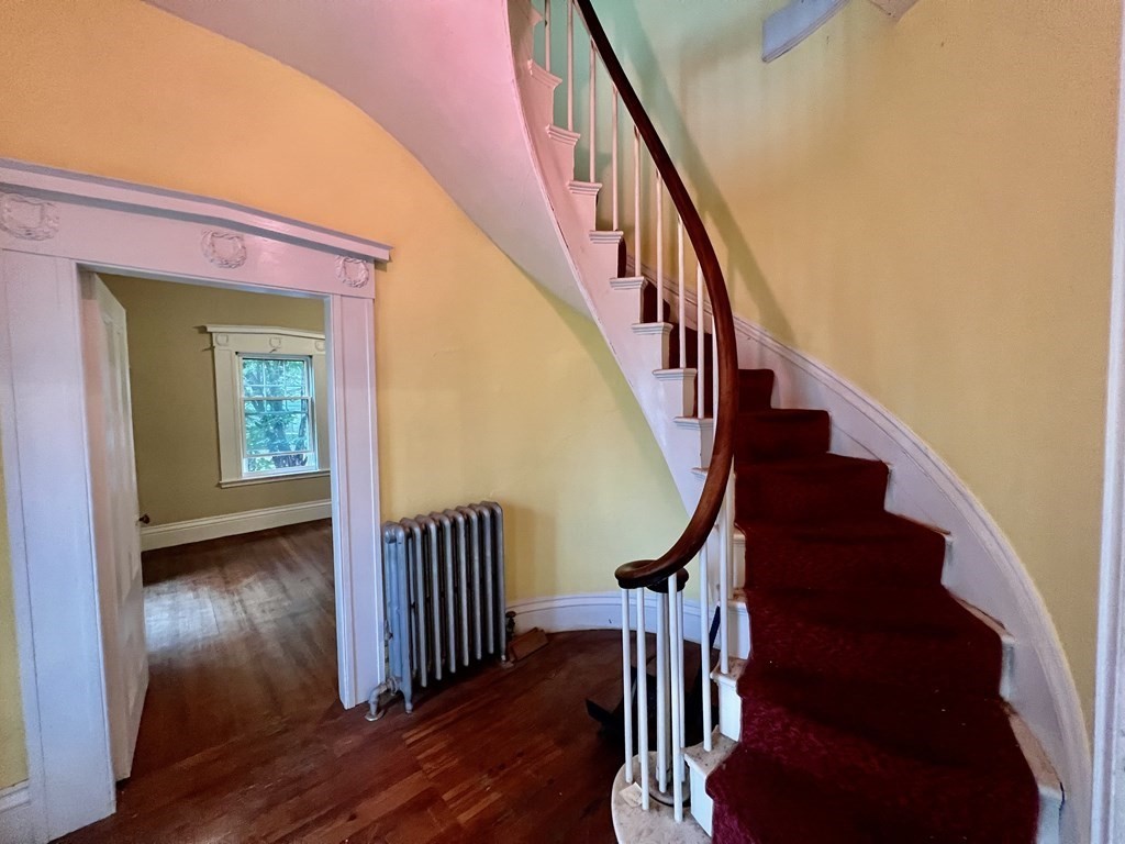 16 Whitman Road Medford, MA 02155 - Photo 3 of 18 Gallery Image 3