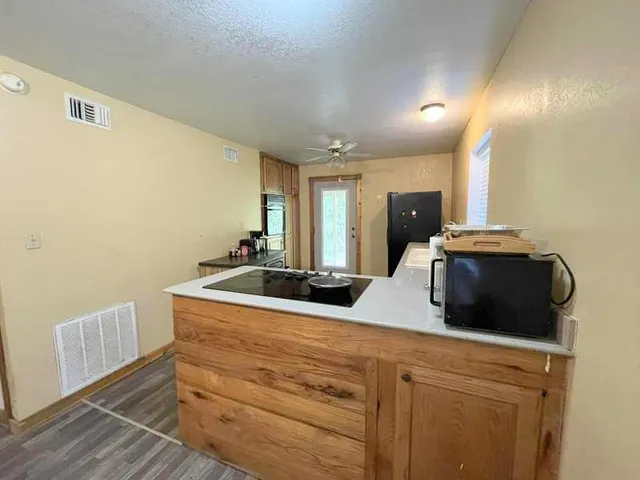 $305,000 | 1384 Farm To Market 2712, Crockett, TX 75835