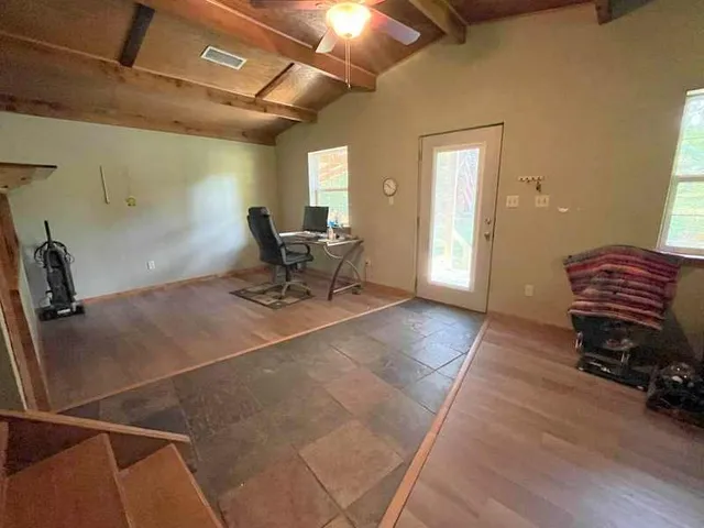 $305,000 | 1384 Farm To Market 2712, Crockett, TX 75835