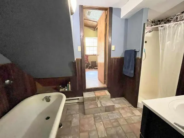 $305,000 | 1384 Farm To Market 2712, Crockett, TX 75835