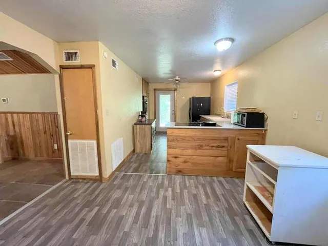 $305,000 | 1384 Farm To Market 2712, Crockett, TX 75835