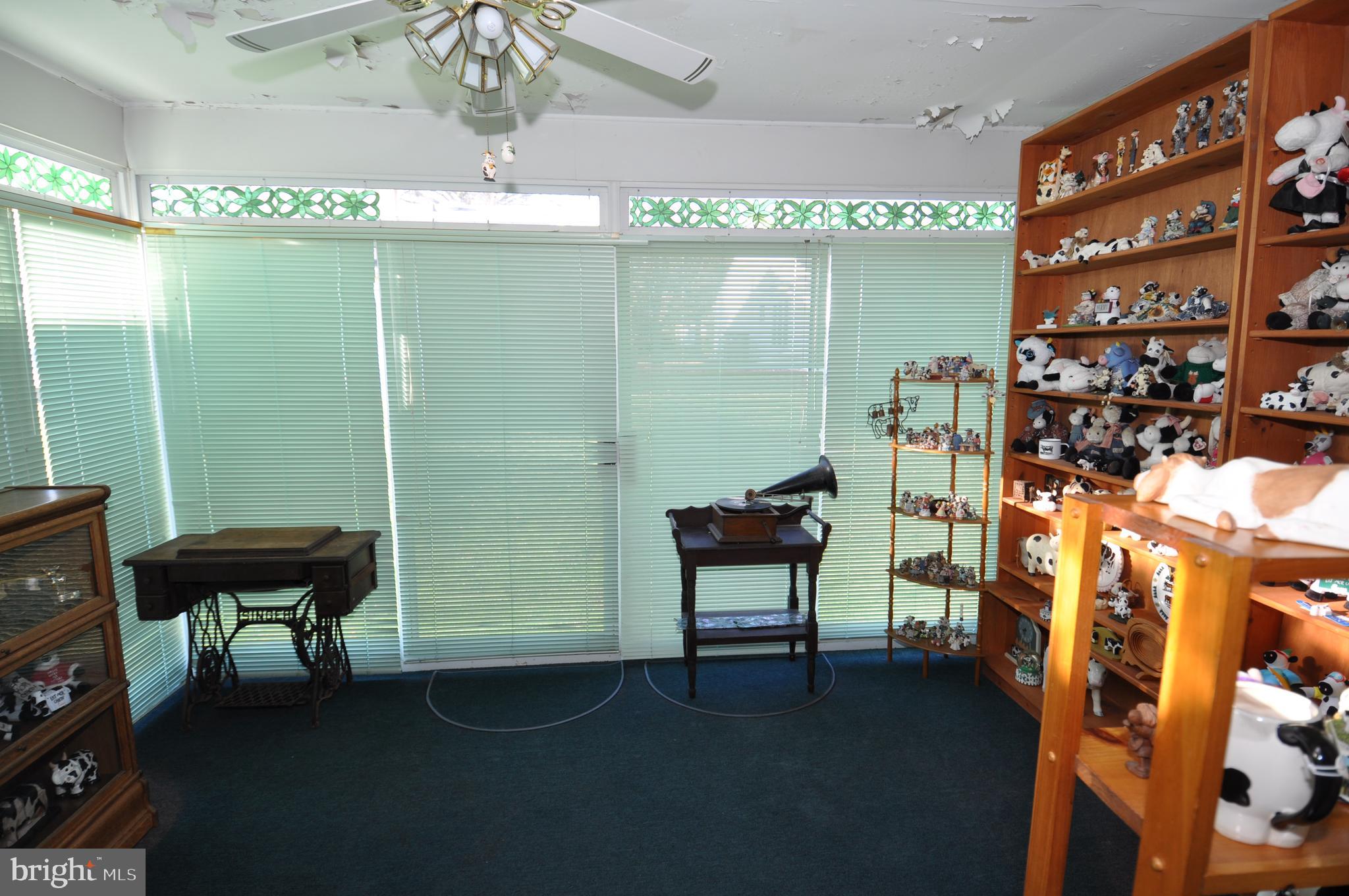 306 Wagon Wheel Circle Columbus, NJ 08022 - Photo 11 of 24