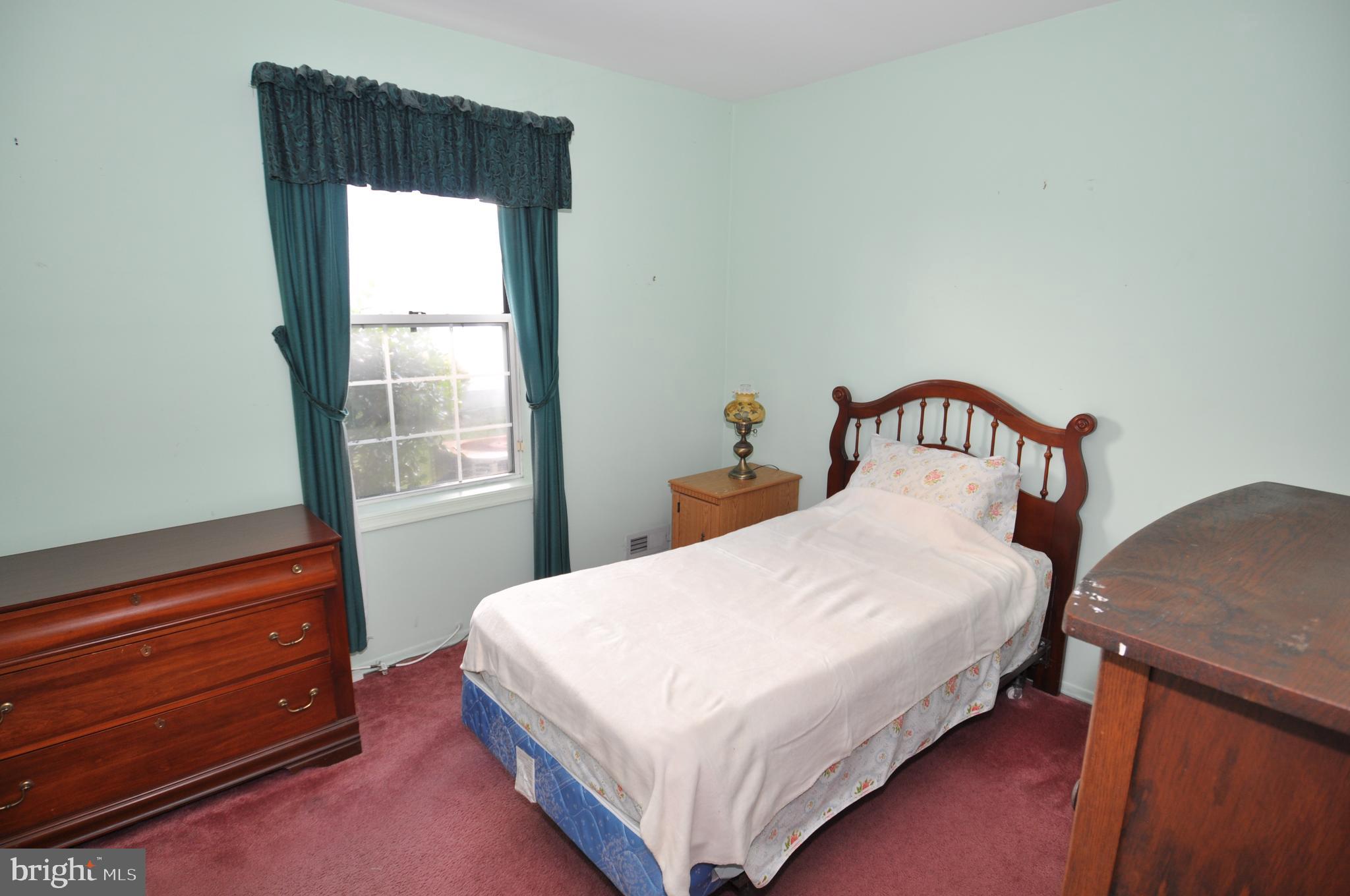 306 Wagon Wheel Circle Columbus, NJ 08022 - Photo 15 of 24