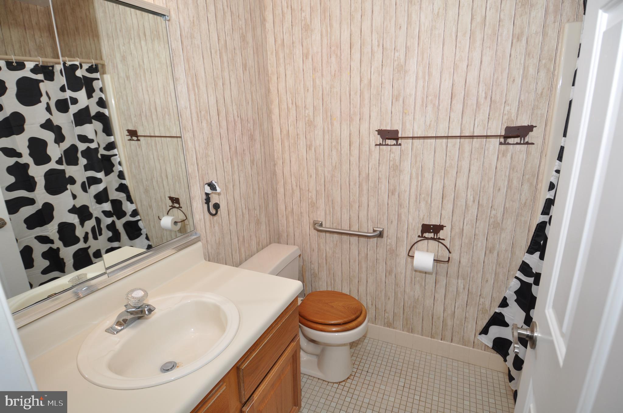 306 Wagon Wheel Circle Columbus, NJ 08022 - Photo 16 of 24