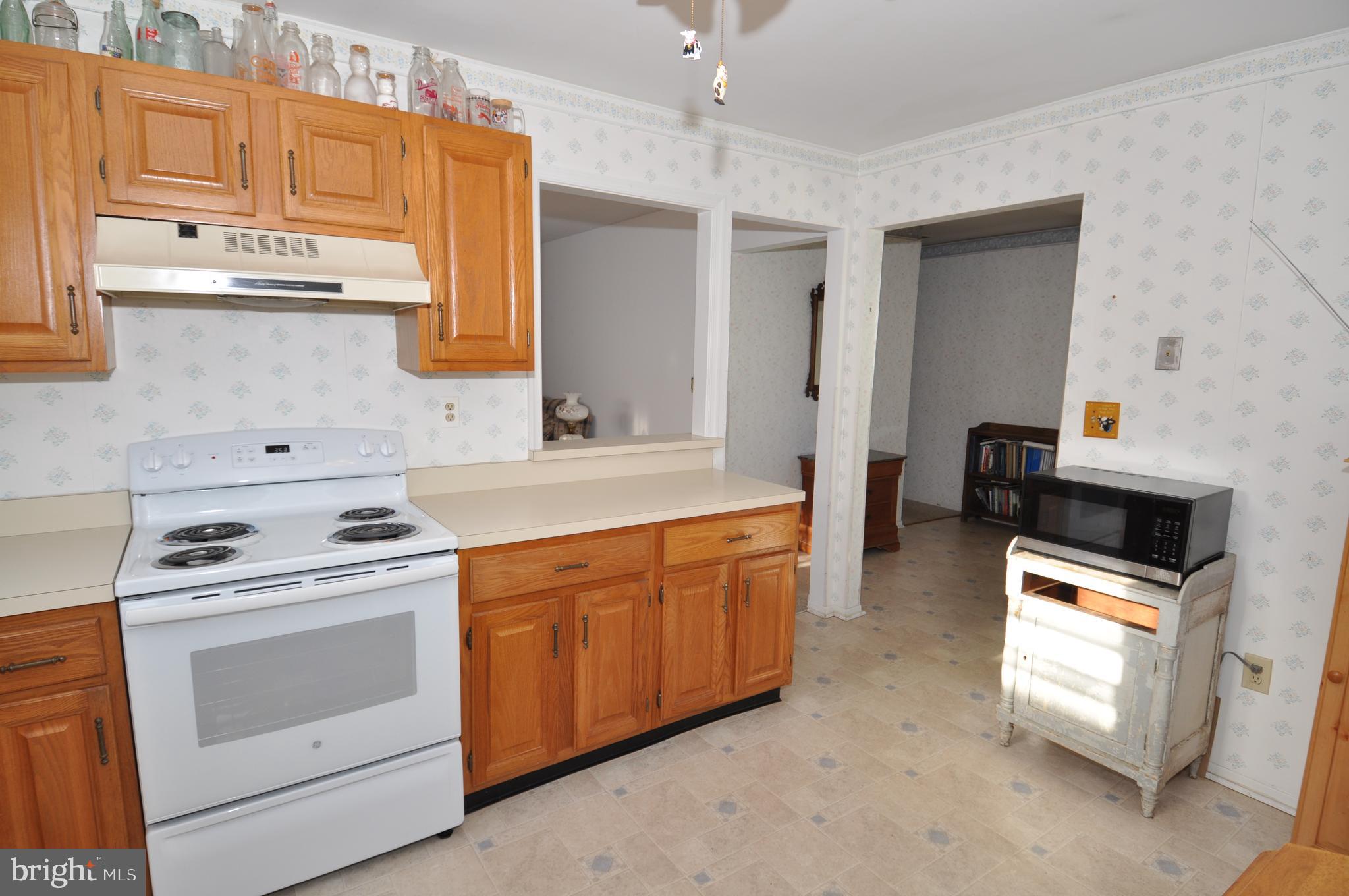 306 Wagon Wheel Circle Columbus, NJ 08022 - Photo 7 of 24