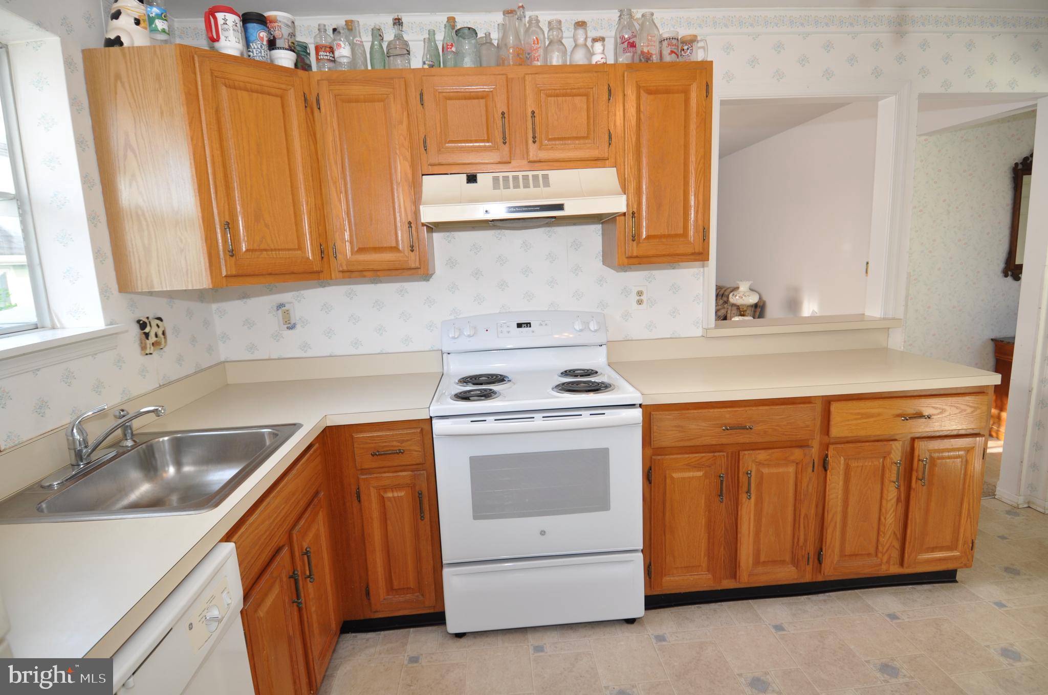 306 Wagon Wheel Circle Columbus, NJ 08022 - Photo 8 of 24